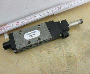 Пятиходовой двухпозиционный пневмораспределитель, без катушки, поток 0-3,6 литров в минуту, диапазон давления 0-10 Бар, размер присоединения 6 мм Univer