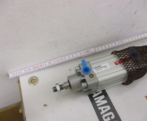 Пневмоцилиндр Univer